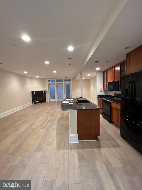 Foto del edificio - 1529 Q St NW