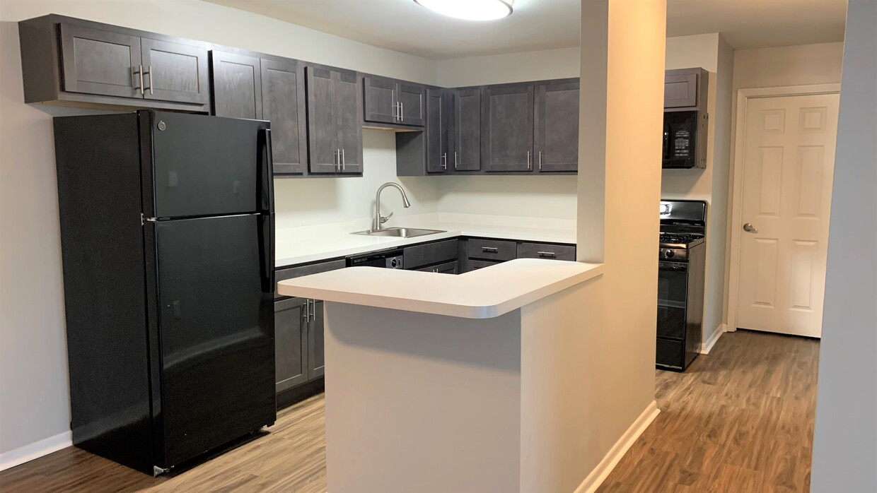 lux upgrade kitchen - Garden Pointe Apartments