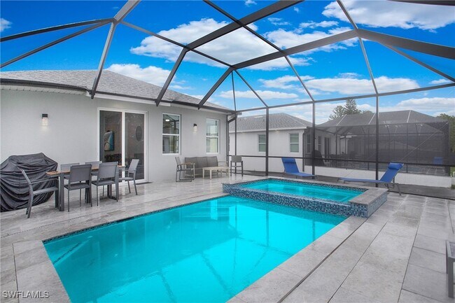 Building Photo - 26961 N Riverside Dr