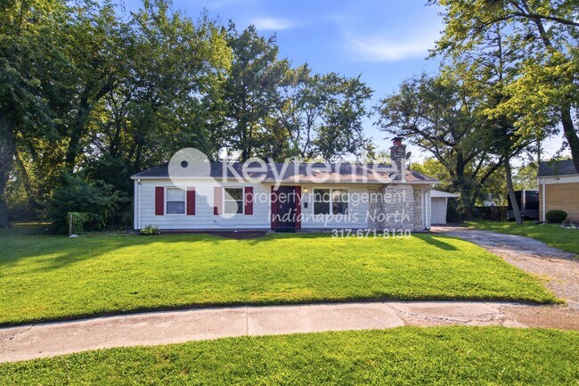Building Photo - Move-In Ready Indianapolis Home with Modern Kitchen & Private Yard