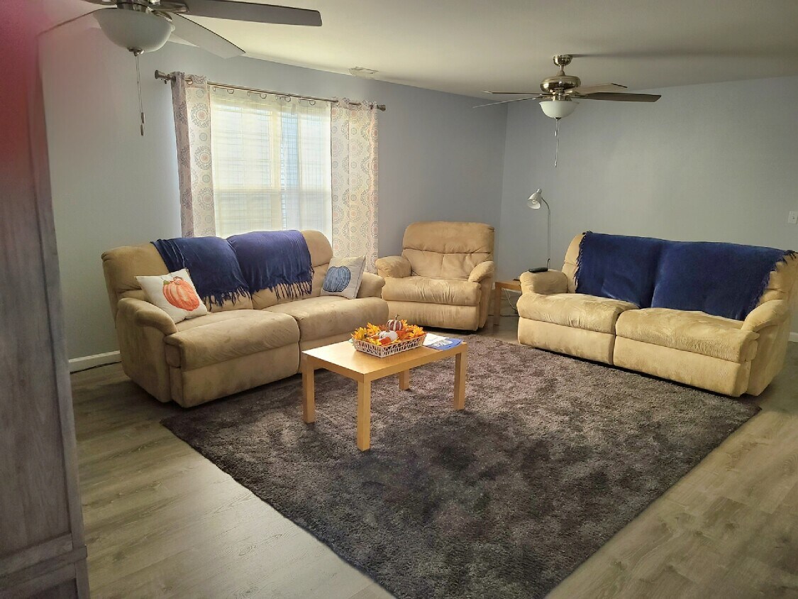 14918 94th Ave Ct E, Puyallup, WA 98375 House Rental in Puyallup, WA