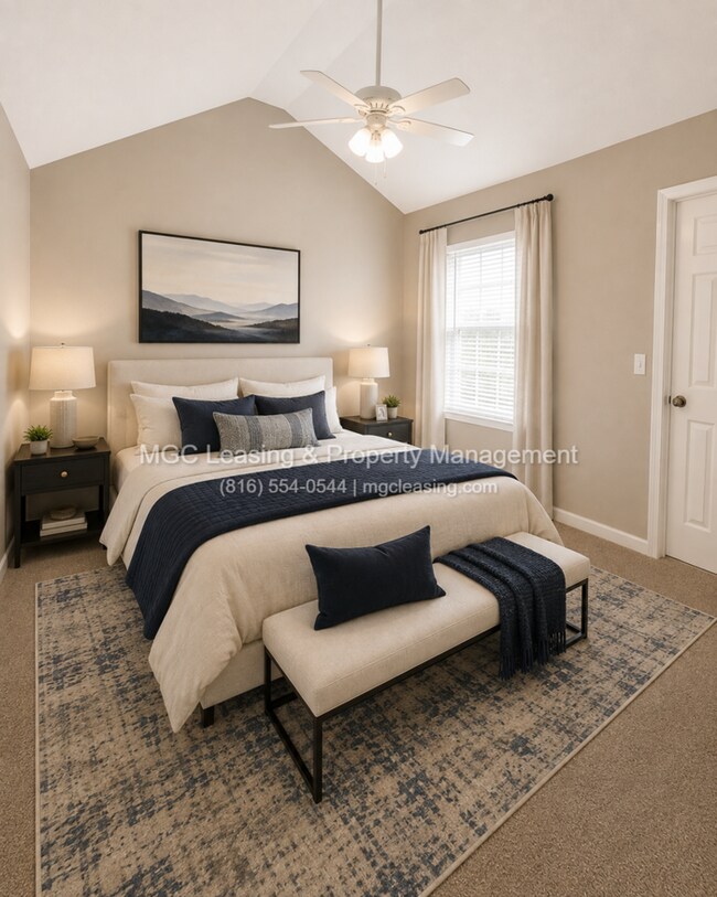 Foto del edificio - Spacious 3-Bedroom Townhome on the North side of Lee's Summit