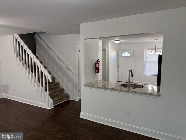 Foto del edificio - 1042 Baywood Dr