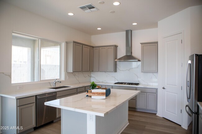 Foto del edificio - 26425 N 22nd Dr