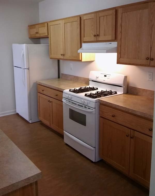 Building Photo - 320 K St NE