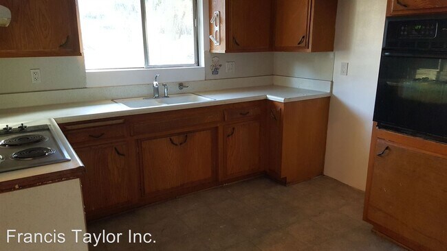 Foto del edificio - 2 br, 2 bath House - 9939 West Lilac Road