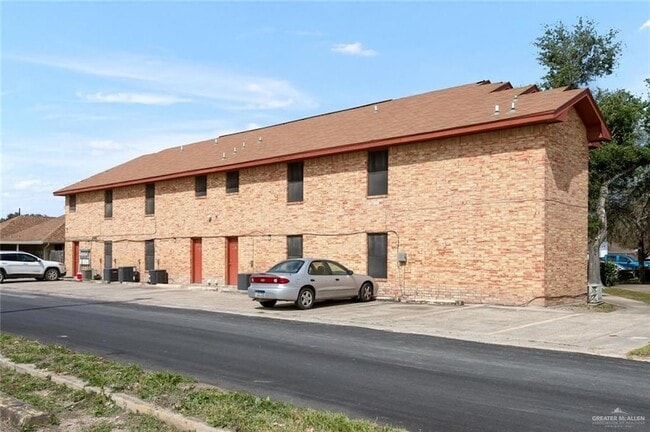 Foto del edificio - 416 E Tulip Ave
