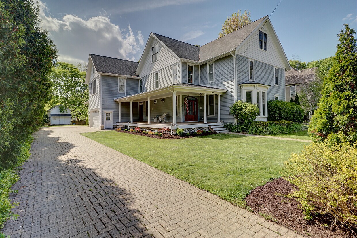 15004 S Bartlett Ave, Plainfield, IL 60544 House for Rent in