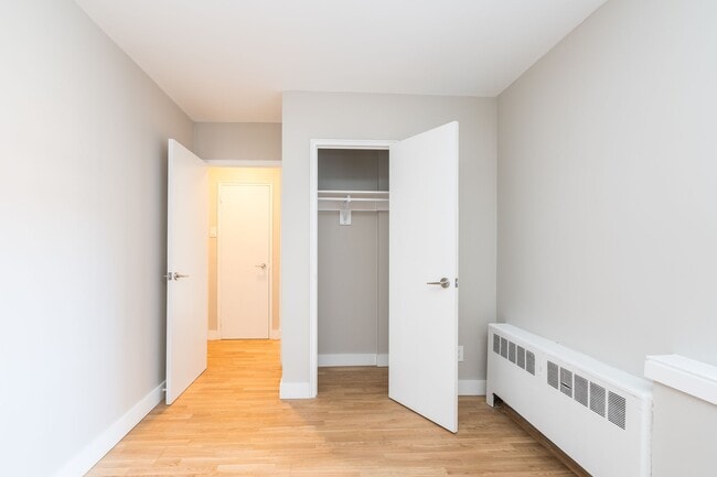 Photo du bâtiment - 95 Jameson Ave
