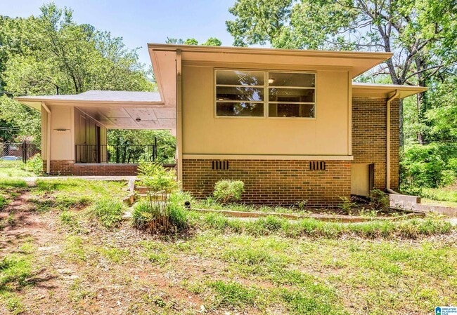 Building Photo - 929 Sherwood Forest Dr