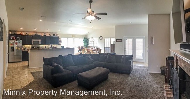 Building Photo - 3101 San Marino Dr