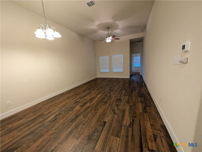 Building Photo - 1239 FM306