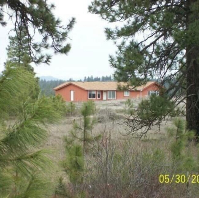 Building Photo - 8205 N Prairie Crest Rd