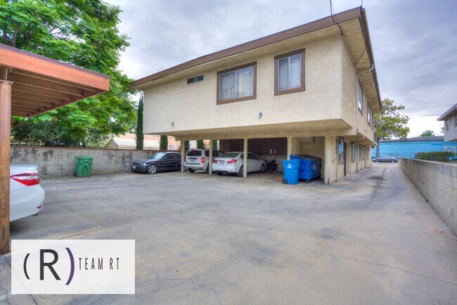 Building Photo - Charming North Alhambra Condo | Bordering ...