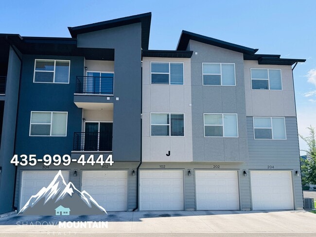 Building Photo - 472 W 40 S