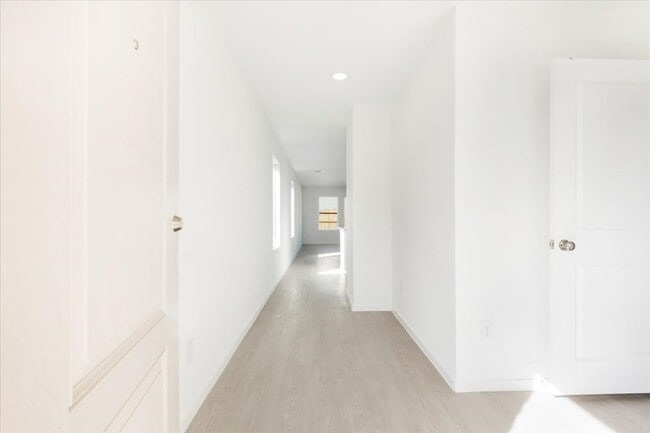 Building Photo - 1618 Gardenia Blossom Ln