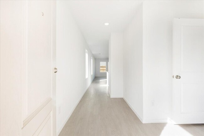 Foto del edificio - 1618 Gardenia Blossom Ln
