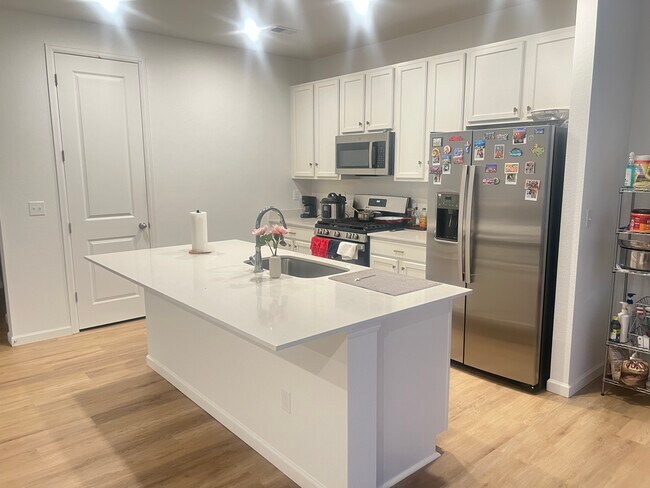 Foto del edificio - 24789 E 39th Ave