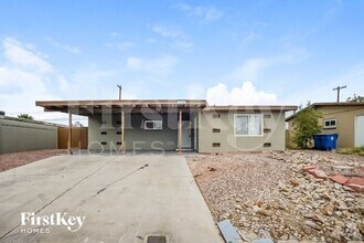 Building Photo - 5060 E Newton Dr
