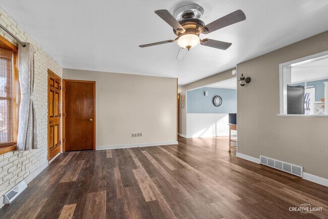 Foto del edificio - 47W210 US-30