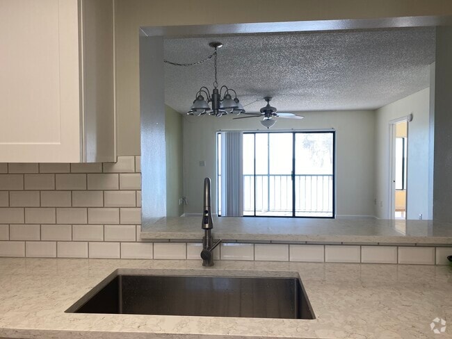 Building Photo - 6850 N Cocoa Blvd