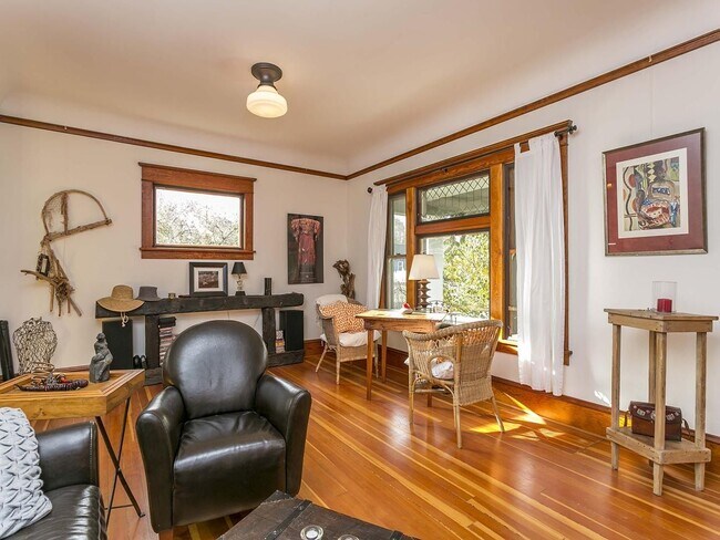 Building Photo - Beautiful NE Home Ready for Rent