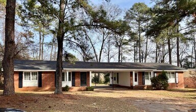 Building Photo - 225 Woodland Trail