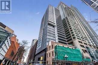 Building Photo - 771-771 Yonge St