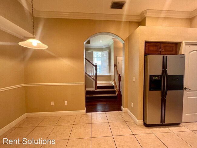Building Photo - 4 br, 3.5 bath House - 98 S Highland Ave U...