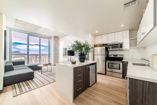 Photo - The Pacific Apartments