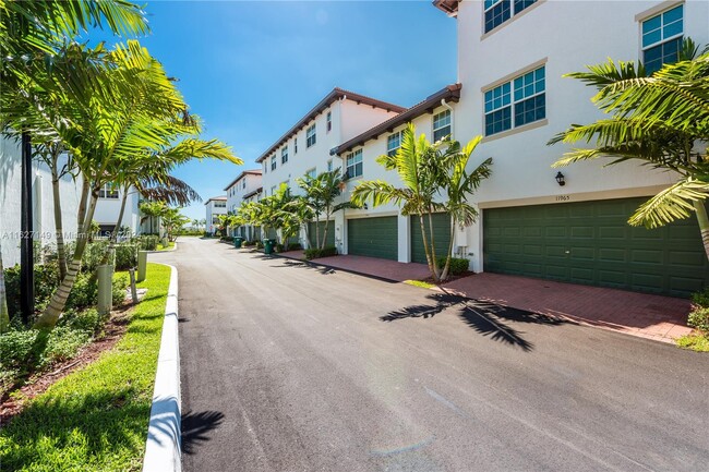 Foto del edificio - 11965 SW 28th Ct