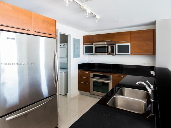 Building Photo - 244 Biscayne Blvd