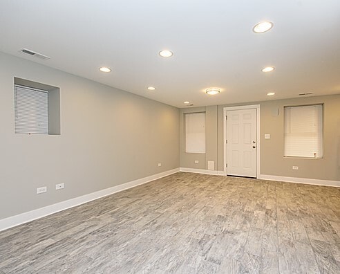 Building Photo - 1429 N Cleaver St