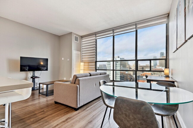 Building Photo - 78 Gerrard St W