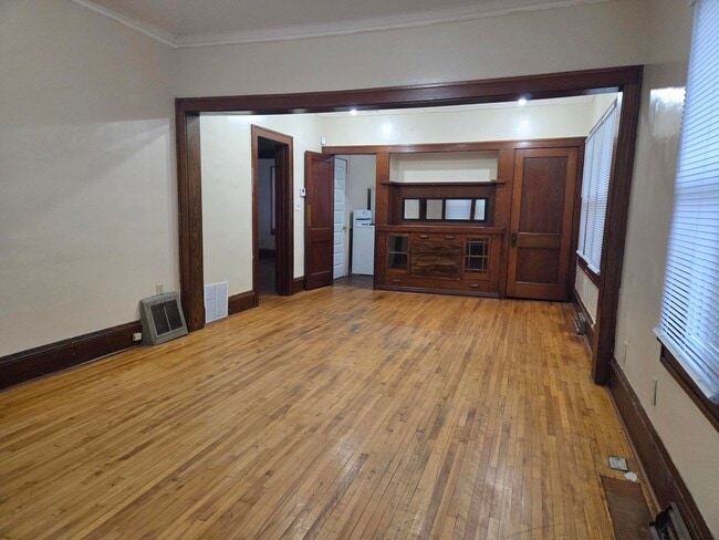 Building Photo - 3554 N Girard Ave