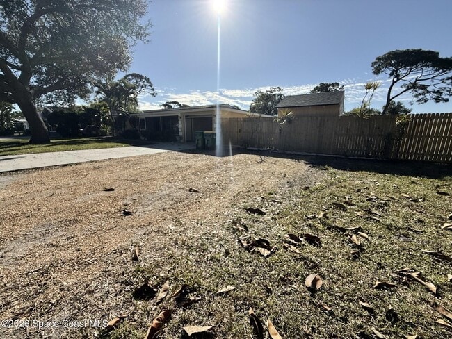 Building Photo - 3383 Alice St