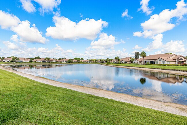 Lake View - 7205 Sweetbay Ct