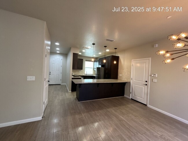 Building Photo - Upgraded 3 Bed, 2 Bath Home in North Sacra...