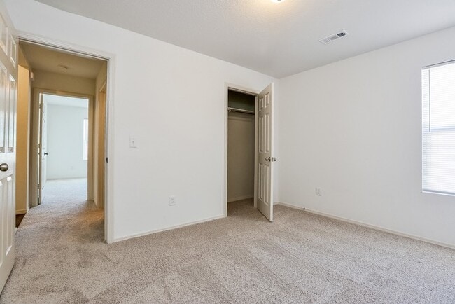 Building Photo - 3256 Sidell Estates Rd