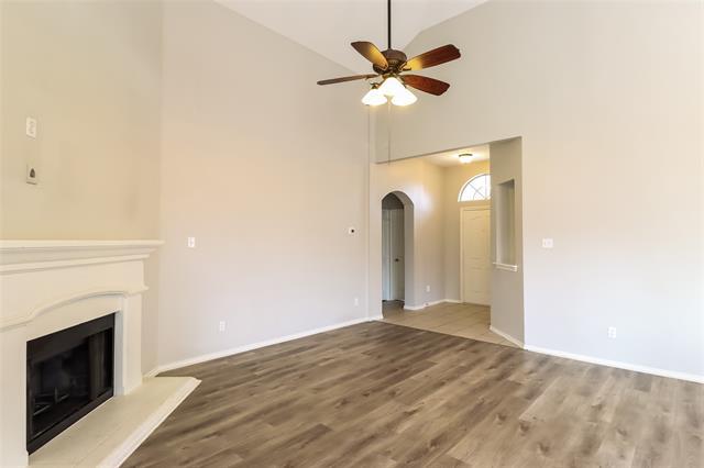 Foto del edificio - 10621 Big Oak Dr