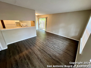 Foto del edificio - 5224 Meadow Field