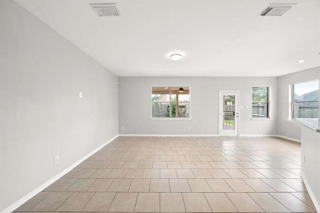 Building Photo - 4016 Candle Cove Ct