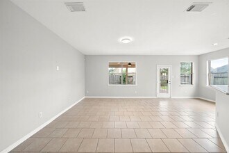 Building Photo - 4016 Candle Cove Ct