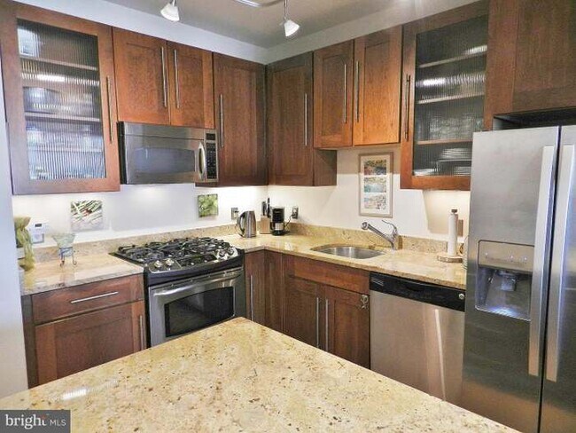 Foto del edificio - 2200 N Westmoreland St