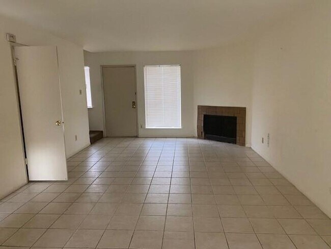 Foto del edificio - 2 Bed 2.5 Bath