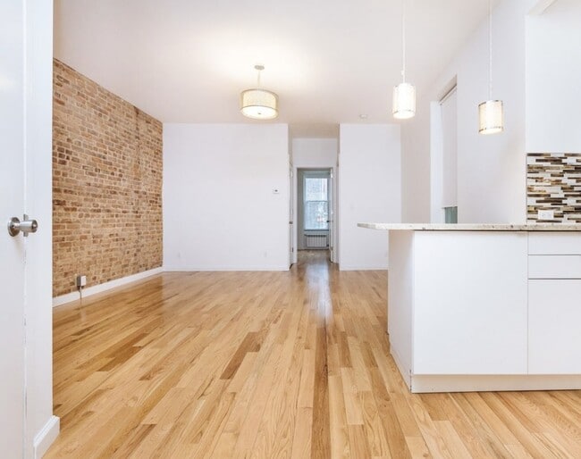 Building Photo - 276 St Nicholas Ave