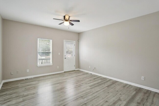 Foto del edificio - 753 Prince Pl NW