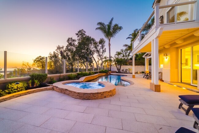 Foto del edificio - 7373 Elegans Pl