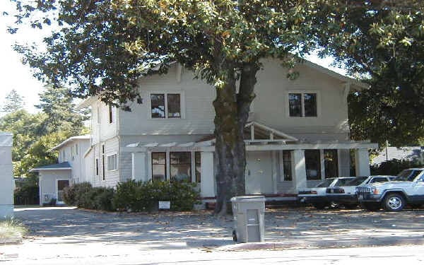 Building Photo - 1122 Sonoma