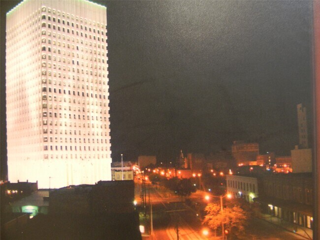 Foto del edificio - 100 20th St